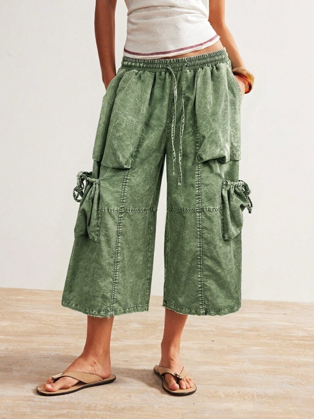 Green Boho Casual Women's Capri Cargo Pants - Picture 7 of 7